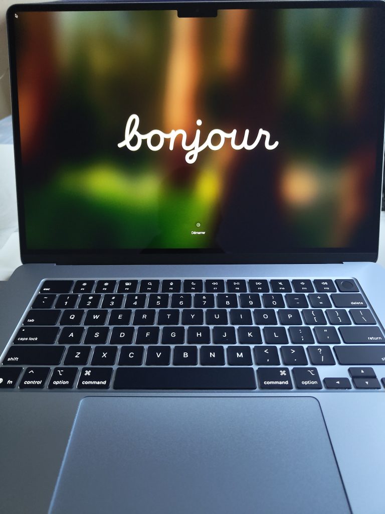 Apple Macbook Air 15'' M4 24GB 512GB price in Kenya - Avechi
